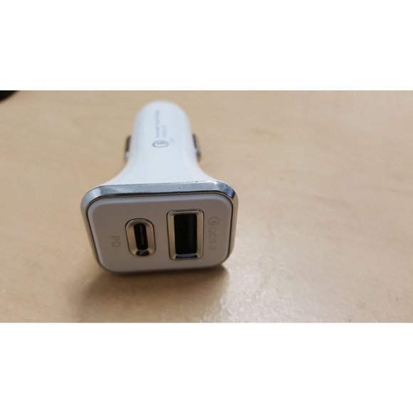 Fast PD Car Charger White Dual Port - Picture 1 of 1